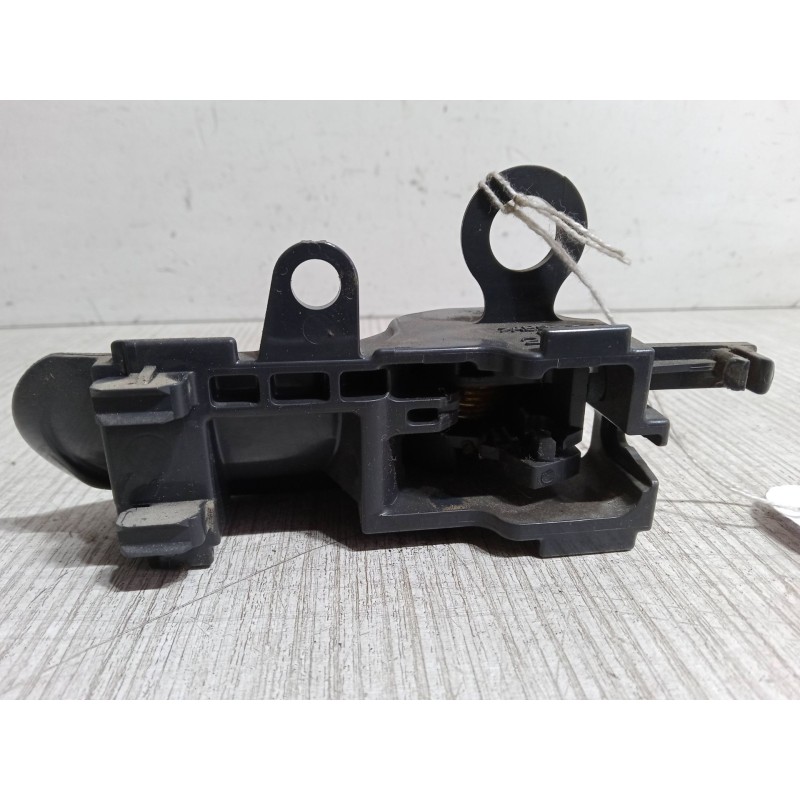 Recambio de maneta interior puerta trasera izquierda para toyota yaris (_p1_) 1.3 (ncp10_, scp12_) referencia OEM IAM   