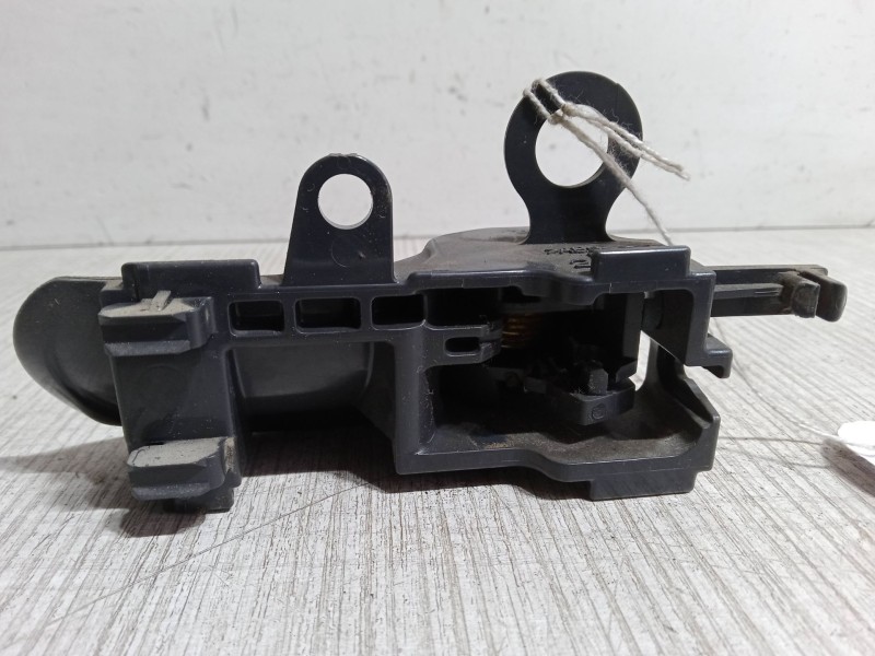 Recambio de maneta interior puerta trasera izquierda para toyota yaris (_p1_) 1.3 (ncp10_, scp12_) referencia OEM IAM   