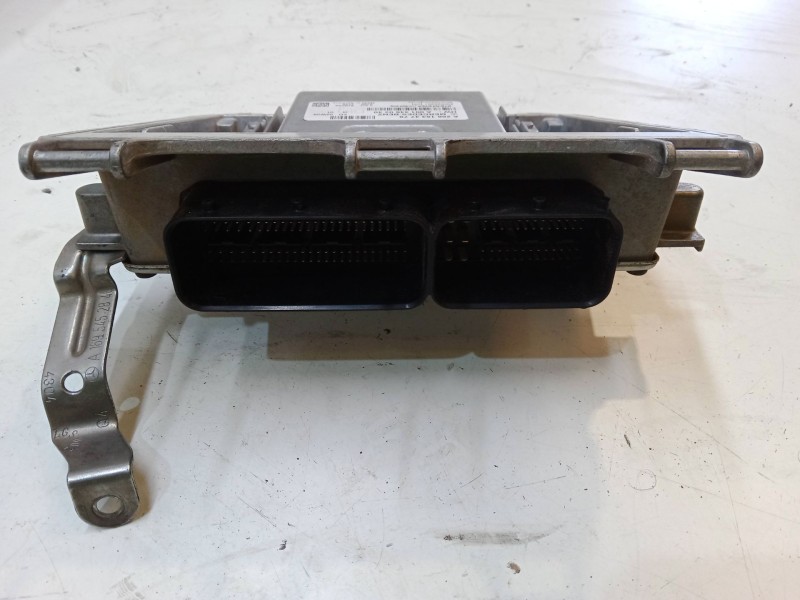 Recambio de centralita motor uce para mercedes-benz clase a (w169) a 170 (169.032, 169.332) referencia OEM IAM A2661534779  A001