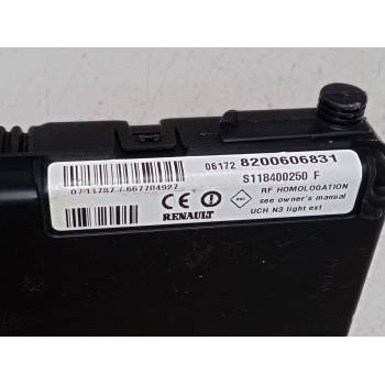 BSI 8200606831 S118400250F