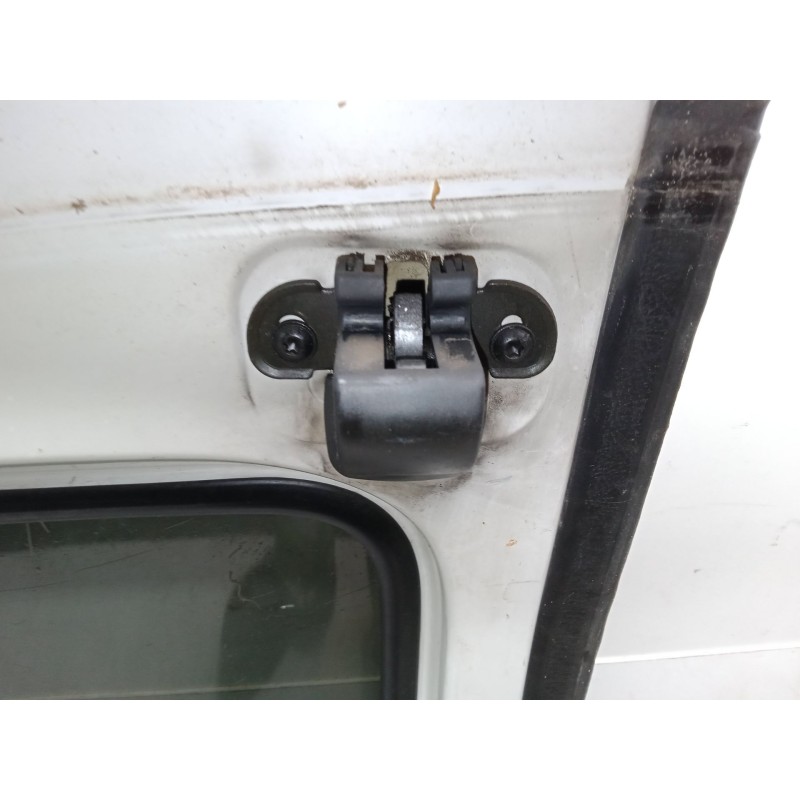 Recambio de porton trasero derecho para renault kangoo (kc0/1_) 1.5 dci (kc08, kc09) referencia OEM IAM   