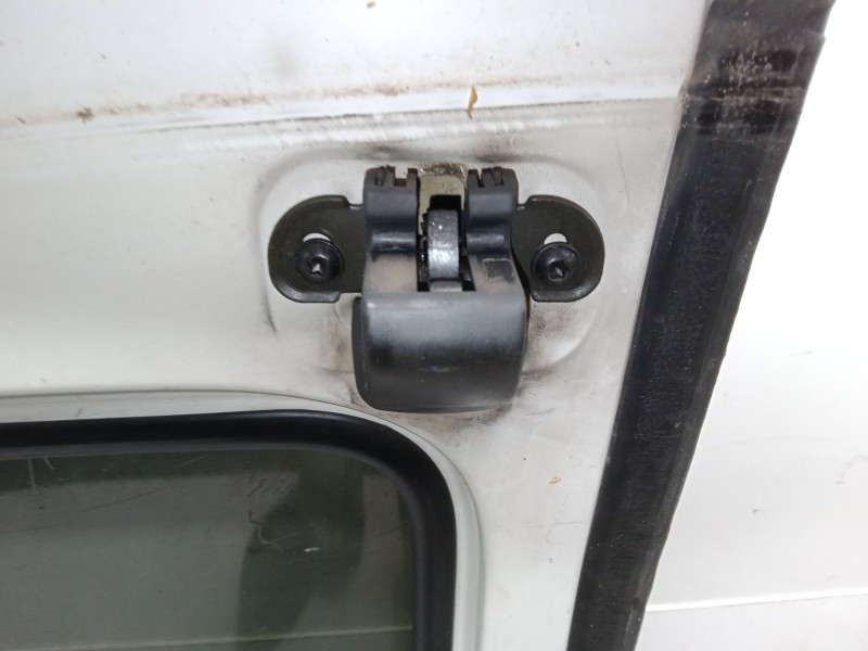 Recambio de porton trasero derecho para renault kangoo (kc0/1_) 1.5 dci (kc08, kc09) referencia OEM IAM   