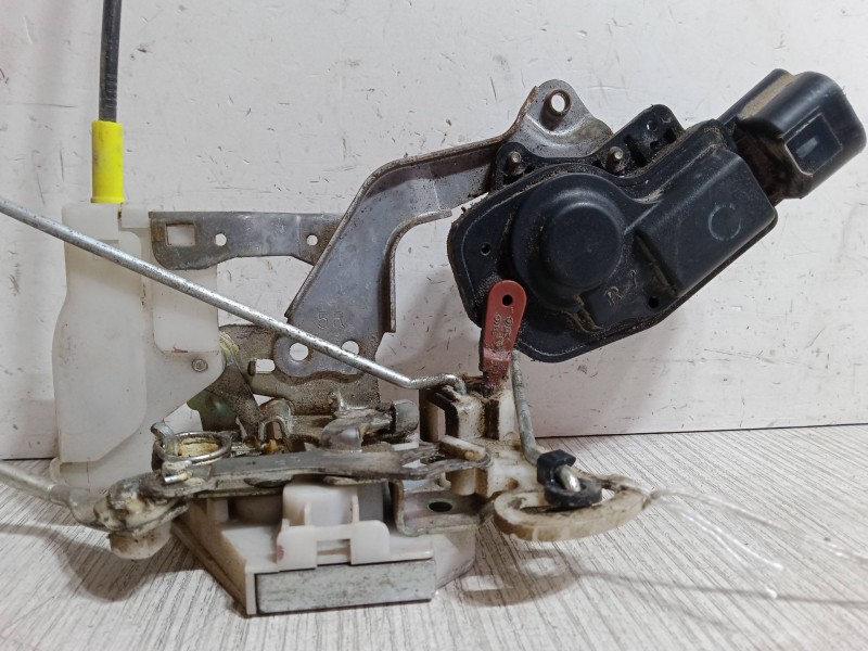 Recambio de cerradura puerta delantera derecha para toyota aygo (_b1_) 1.0 (kgb10_) referencia OEM IAM   