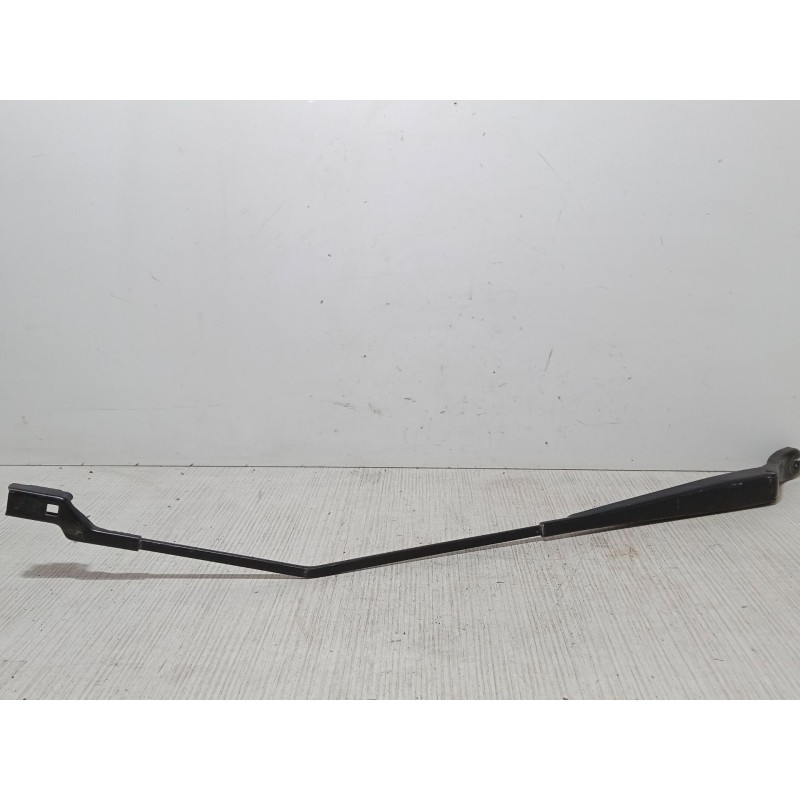 Recambio de brazo limpia delantero derecho para peugeot 208 i (ca_, cc_) 1.2 vti 82 referencia OEM IAM   