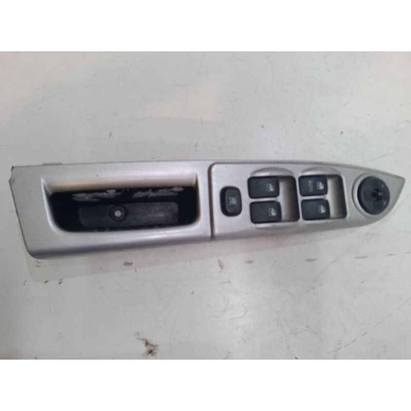 Recambio de mando elevalunas delantero izquierdo para hyundai getz (tb) 1.4 i referencia OEM IAM   