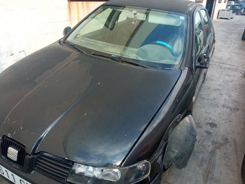 SEAT LEON (1M1)