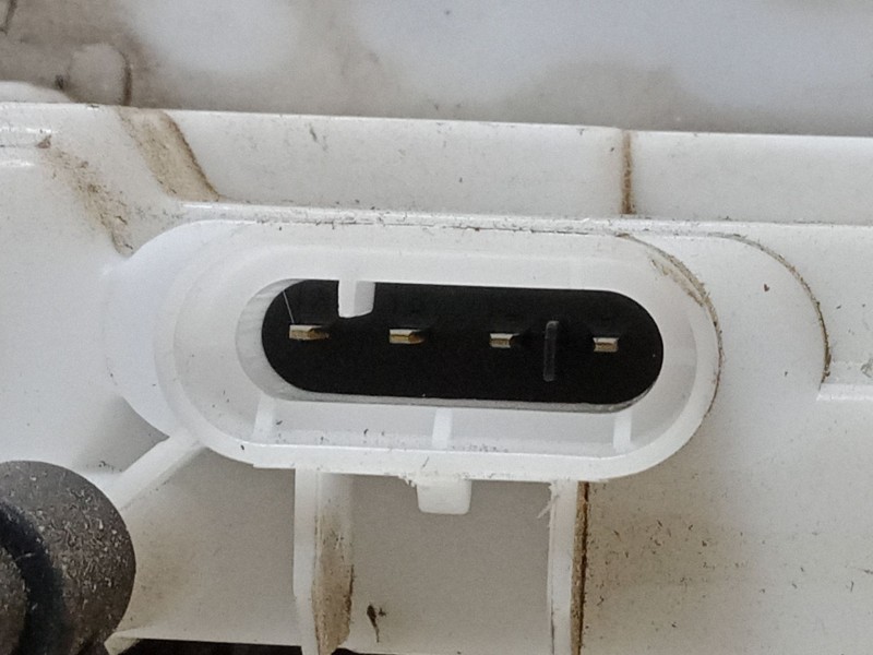 Recambio de cerradura puerta delantera derecha para renault scénic ii (jm0/1_) 2.0 dci (jm1k) referencia OEM IAM   