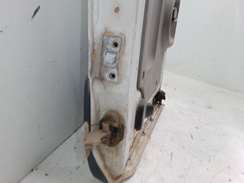 Recambio de porton trasero derecho para renault kangoo (kc0/1_) 1.5 dci (kc08, kc09) referencia OEM IAM   