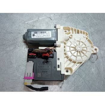 MOTOR ELEVALUNA DELANTERO DERECHO 
