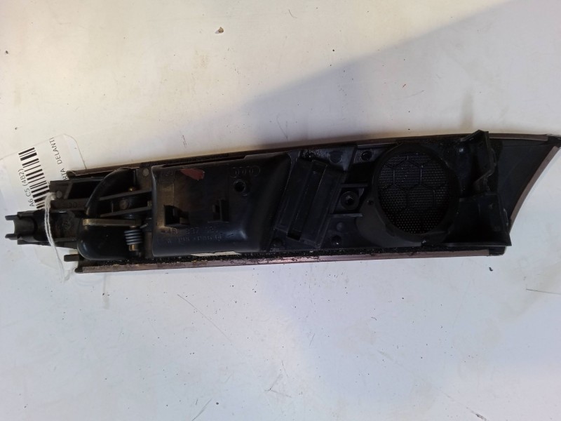 Recambio de maneta interior puerta delantera derecha para audi a6 c5 (4b2) 2.5 tdi quattro referencia OEM IAM    Recambio de maneta interior puerta delantera derecha para audi a6 c5 (4b2) 2.5 tdi quattro referencia OEM IAM