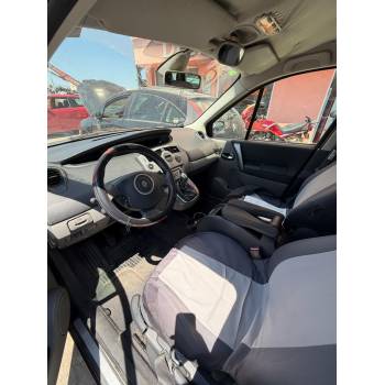 RENAULT GRAND SCÉNIC II (JM0/1_)