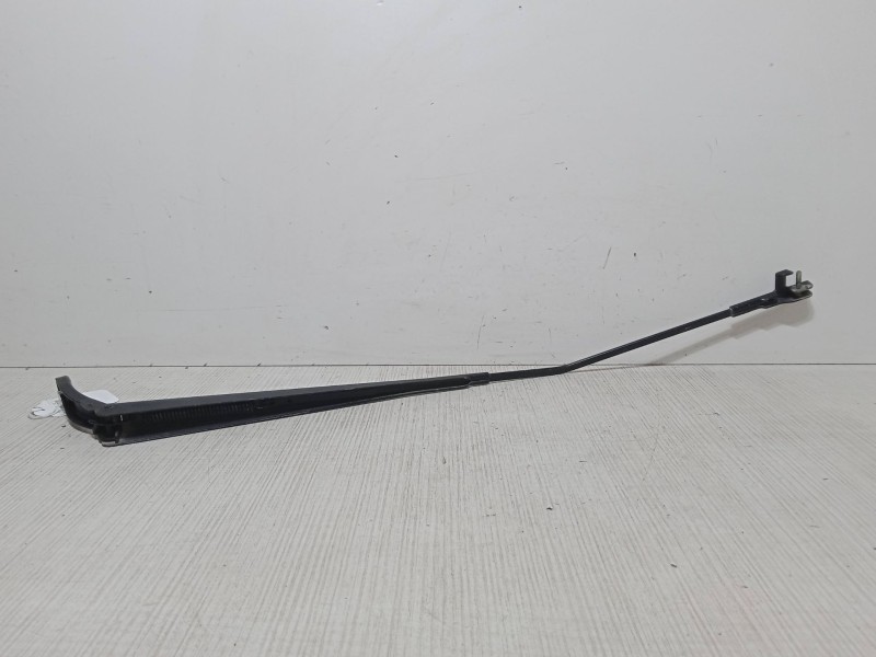 Recambio de brazo limpia delantero derecho para peugeot 207/207+ (wa_, wc_) 1.6 hdi referencia OEM IAM   