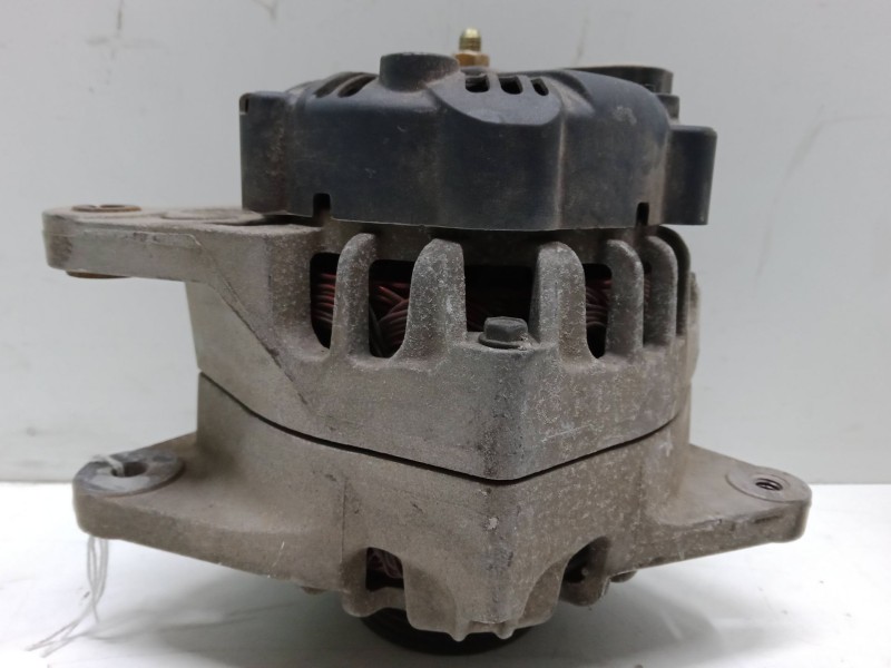 Recambio de alternador para kia cerato i hatchback (ld) 1.6 referencia OEM IAM 37300-22650  