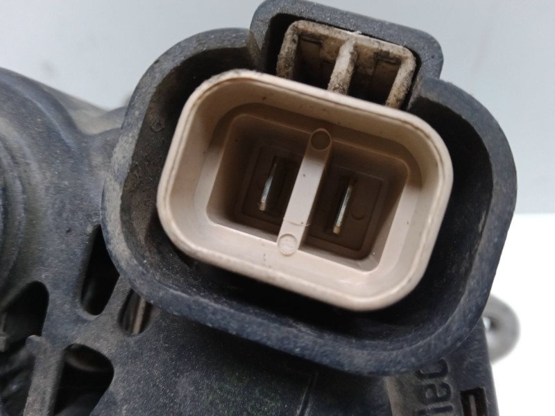Recambio de alternador para kia cerato i hatchback (ld) 1.6 referencia OEM IAM 37300-22650  