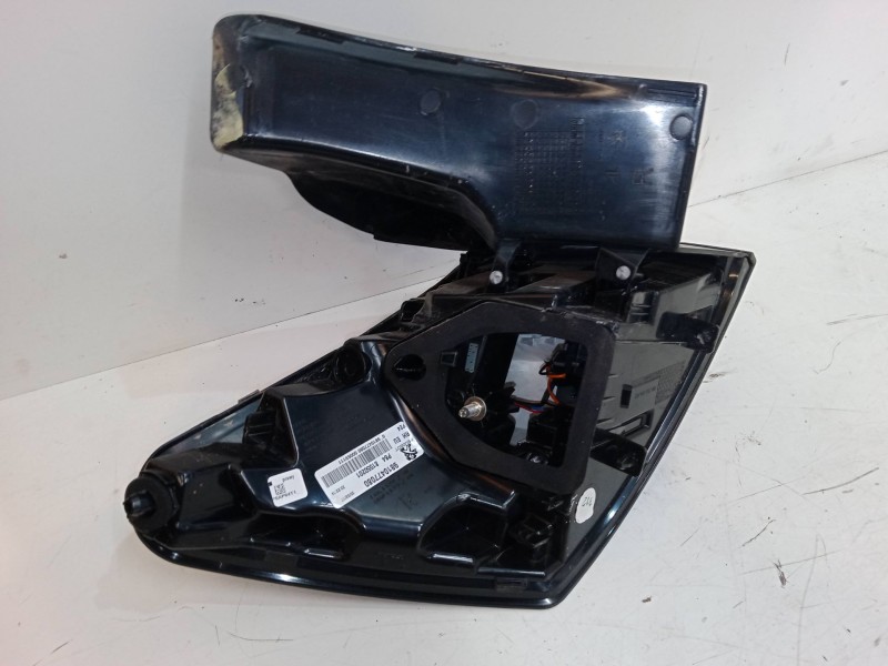 Recambio de piloto trasero derecho para peugeot 3008 suv (mc_, mr_, mj_, m4_) 1.2 thp/ puretech 130 (mrhnsm, mrhnsu, mrhnsj, mrh