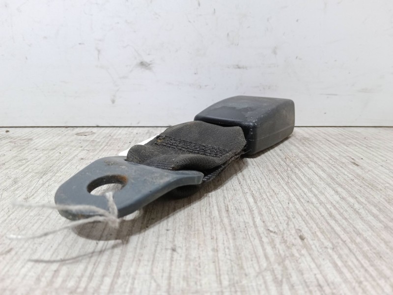 Recambio de anclaje cinturon trasero central para citroën c3 i (fc_, fn_) 1.4 i referencia OEM IAM   