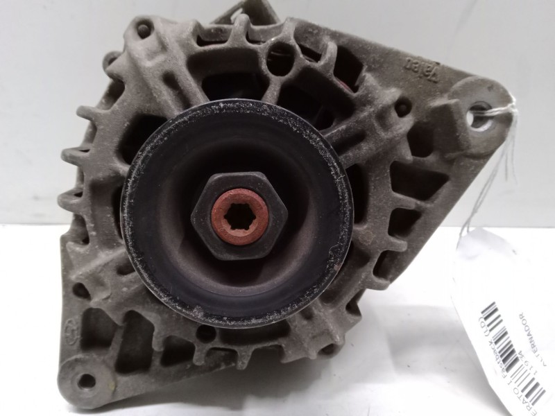 Recambio de alternador para kia cerato i hatchback (ld) 1.6 referencia OEM IAM 37300-22650  