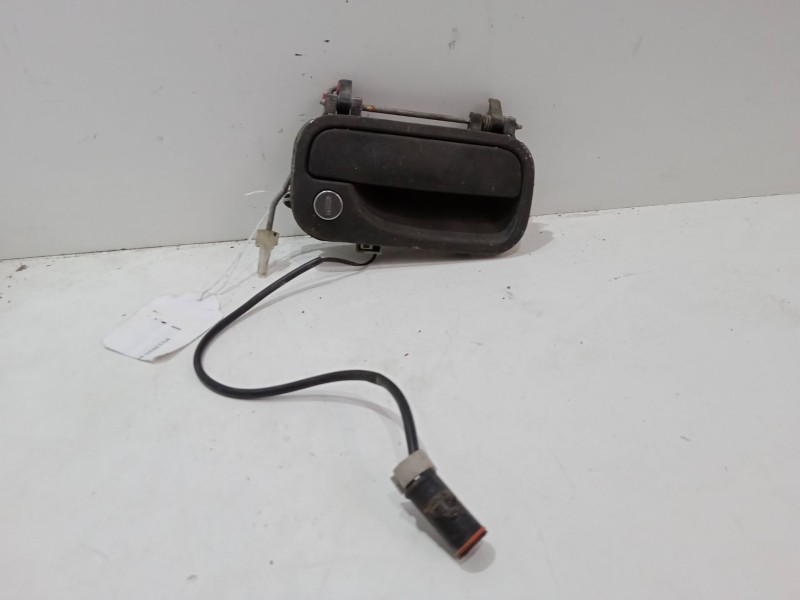 Recambio de maneta exterior puerta delantera derecha para opel corsa b (s93) 1.0 i 12v (f08, f68, m68) referencia OEM IAM   