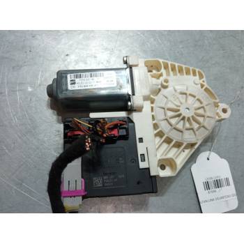 MOTOR ELEVALUNA DELANTERO IZQUIERDO 1P0837401M 1T0959701AD