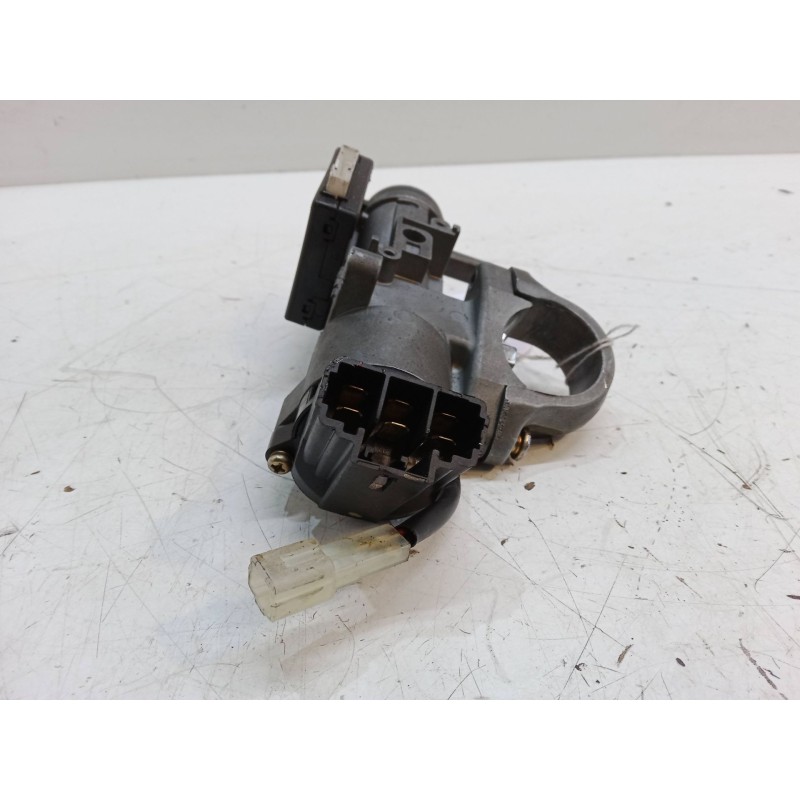 Recambio de clausor para chevrolet aveo / kalos hatchback (t200) 1.4 16v referencia OEM IAM 96540559 7541273 1176AIM800T Recambio de clausor para chevrolet aveo / kalos hatchback (t200) 1.4 16v referencia OEM IAM 96540559 7541273 1176AIM800T