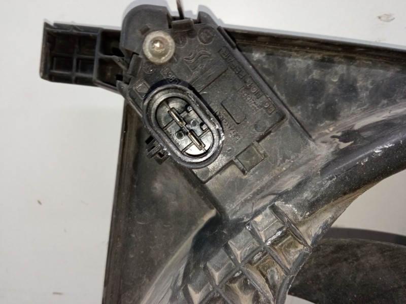 Recambio de electroventilador para peugeot bipper tepee 1.4 hdi referencia OEM IAM 51.780.704  