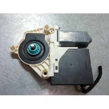 MOTOR ELEVALUNA DELANTERO IZQUIERDO 1P0837401M 1T0959701AD