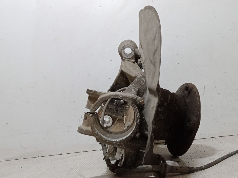 Recambio de mangueta delantera derecha para bmw 7 (e65, e66, e67) 735 i, li referencia OEM IAM 805062c  