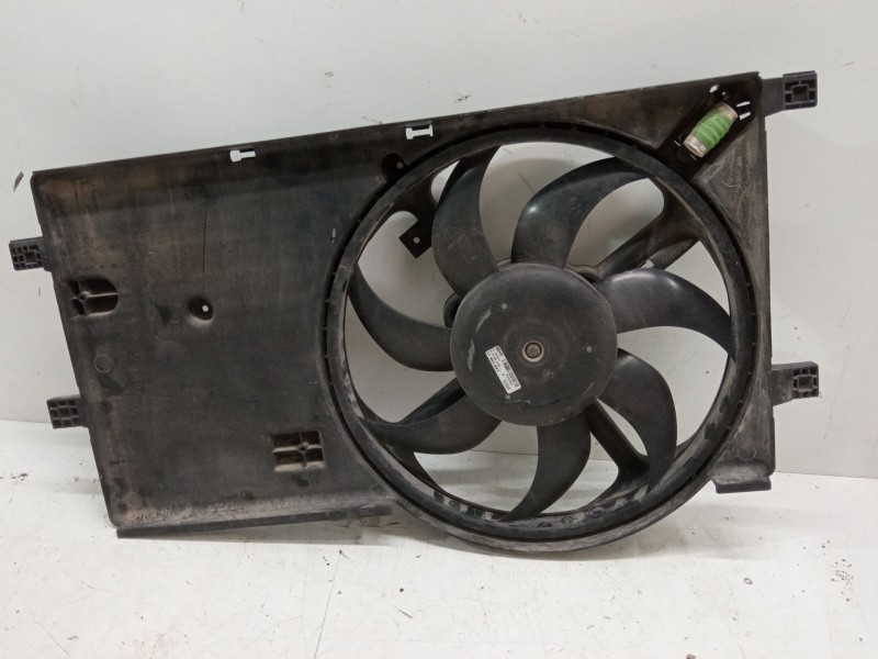 Recambio de electroventilador para peugeot bipper tepee 1.4 hdi referencia OEM IAM 51.780.704  