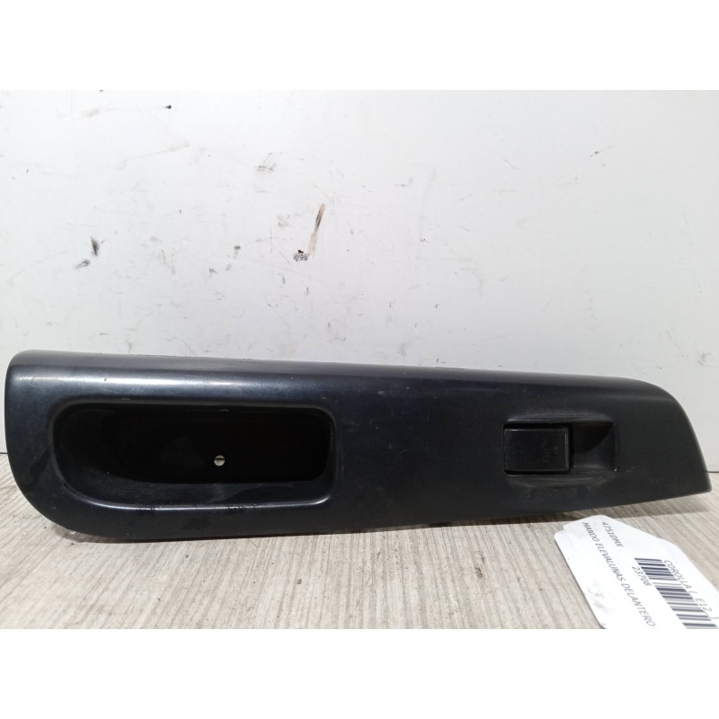 Recambio de mando elevalunas delantero derecho para toyota corolla (_e12_) 1.4 d (nde120_) referencia OEM IAM   