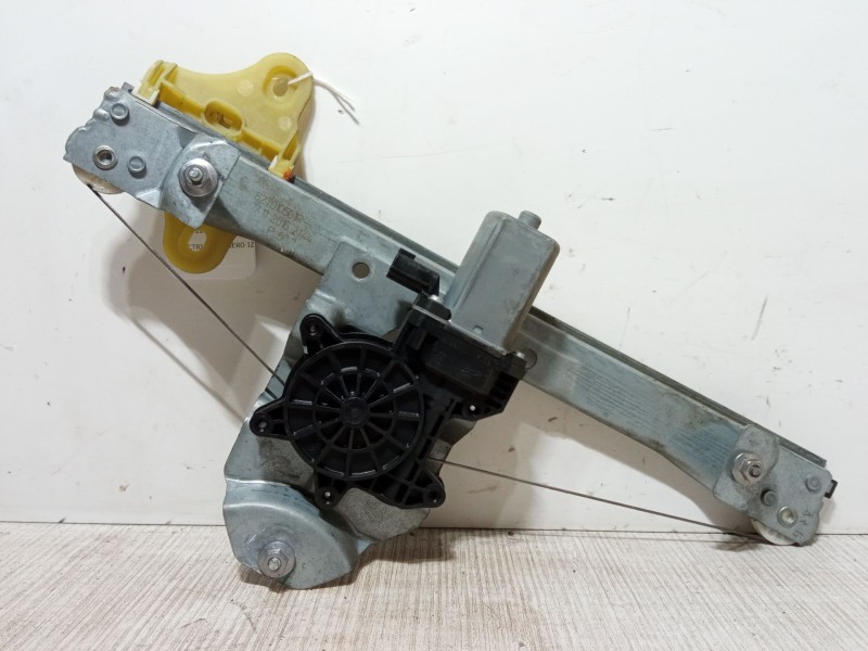 Recambio de elevalunas electrico trasero izquierdo para renault clio iv (bh_) 1.5 dci 90 referencia OEM IAM 82701050R  