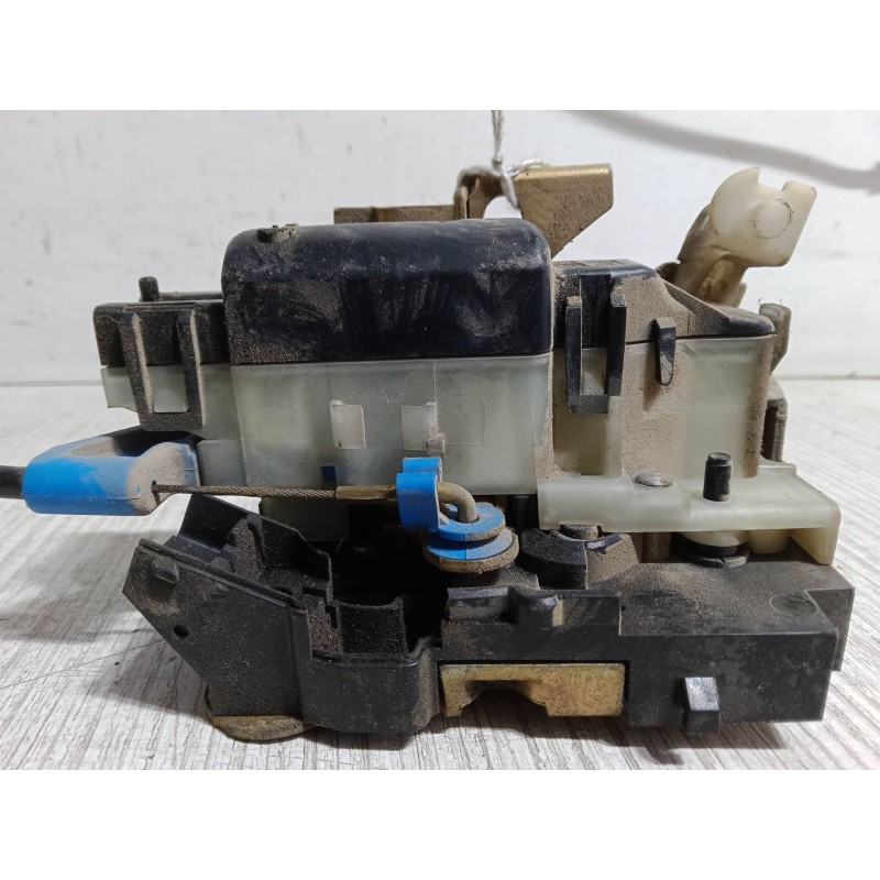 Recambio de cerradura puerta corredera izquierda para renault kangoo (kc0/1_) 1.5 dci (kc08, kc09) referencia OEM IAM   