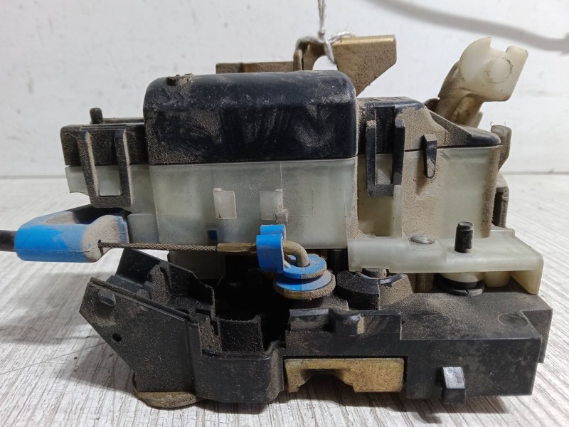 Recambio de cerradura puerta corredera izquierda para renault kangoo (kc0/1_) 1.5 dci (kc08, kc09) referencia OEM IAM   