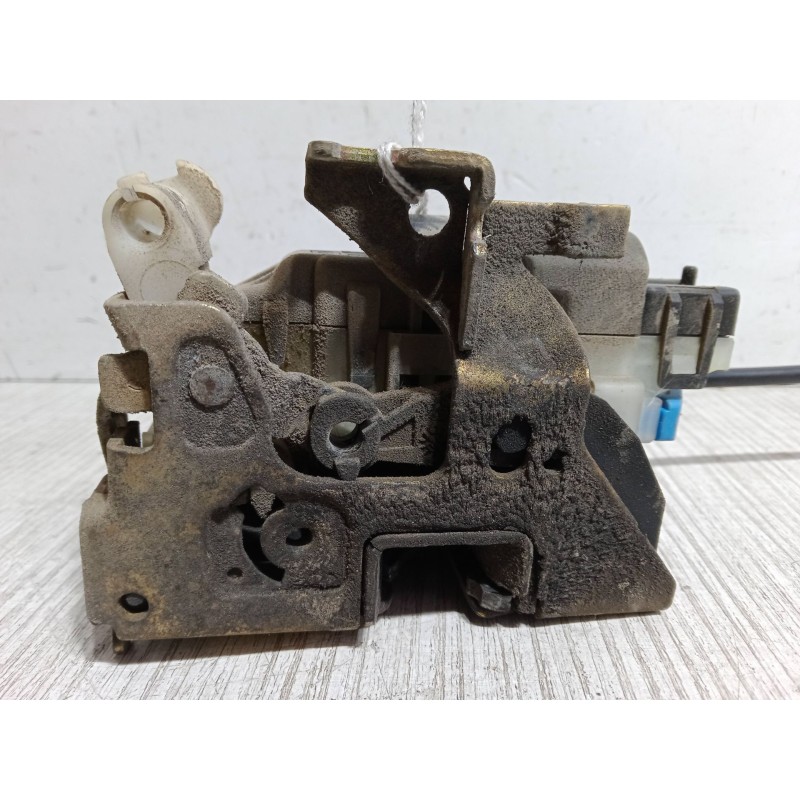 Recambio de cerradura puerta corredera izquierda para renault kangoo (kc0/1_) 1.5 dci (kc08, kc09) referencia OEM IAM   