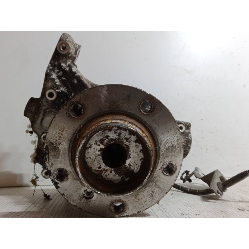 Recambio de mangueta delantera izquierda para bmw 7 (e65, e66, e67) 735 i, li referencia OEM IAM CONSENSORABS  