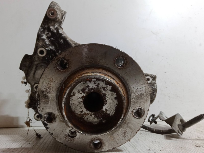 Recambio de mangueta delantera izquierda para bmw 7 (e65, e66, e67) 735 i, li referencia OEM IAM CONSENSORABS  