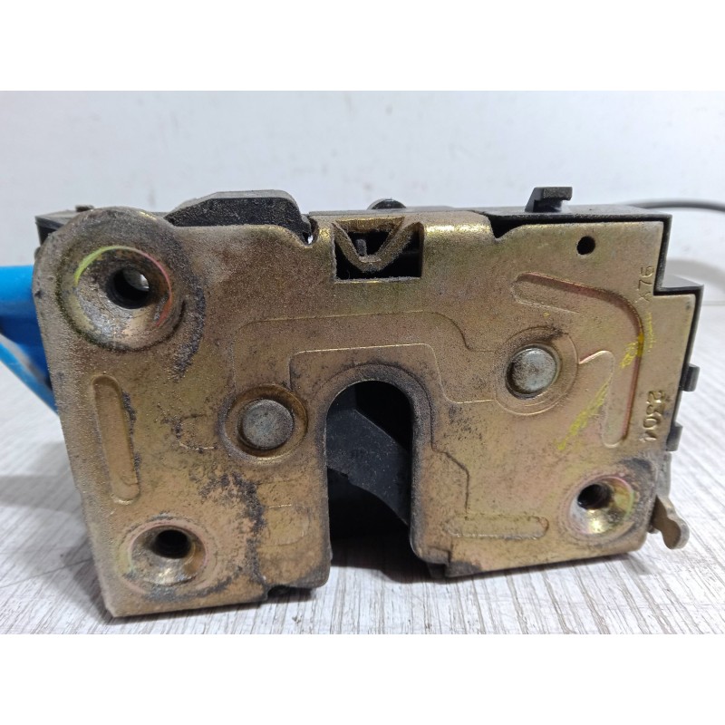 Recambio de cerradura puerta corredera izquierda para renault kangoo (kc0/1_) 1.5 dci (kc08, kc09) referencia OEM IAM   