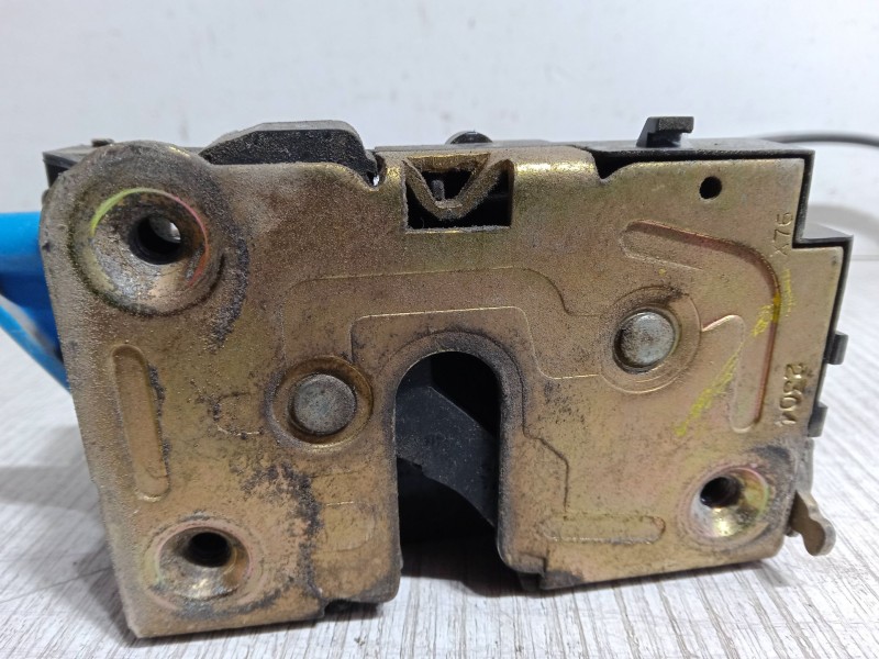 Recambio de cerradura puerta corredera izquierda para renault kangoo (kc0/1_) 1.5 dci (kc08, kc09) referencia OEM IAM   