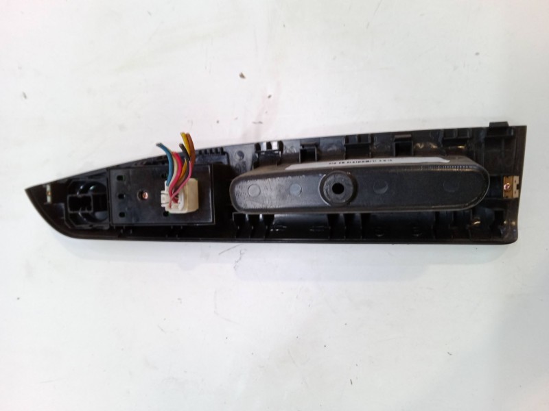 Recambio de mando elevalunas delantero izquierdo para hyundai getz (tb) 1.1 referencia OEM IAM    Recambio de mando elevalunas delantero izquierdo para hyundai getz (tb) 1.1 referencia OEM IAM