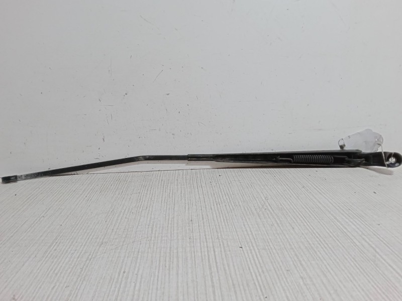 Recambio de brazo limpia delantero derecho para toyota yaris (_p1_) 1.3 (ncp10_, scp12_) referencia OEM IAM   