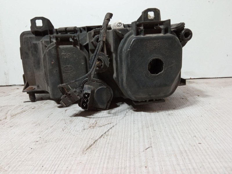 Recambio de faro derecho para bmw 3 (e36) 325 tds referencia OEM IAM 010463128353802  