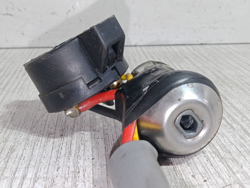 Recambio de clausor para ford fiesta iv (ja_, jb_) 1.25 i 16v referencia OEM IAM   