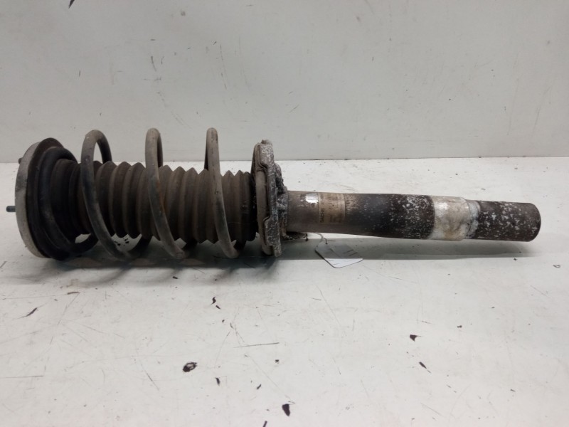 Recambio de amortiguador delantero derecho para bmw 7 (e65, e66, e67) 735 i, li referencia OEM IAM 824904556847  