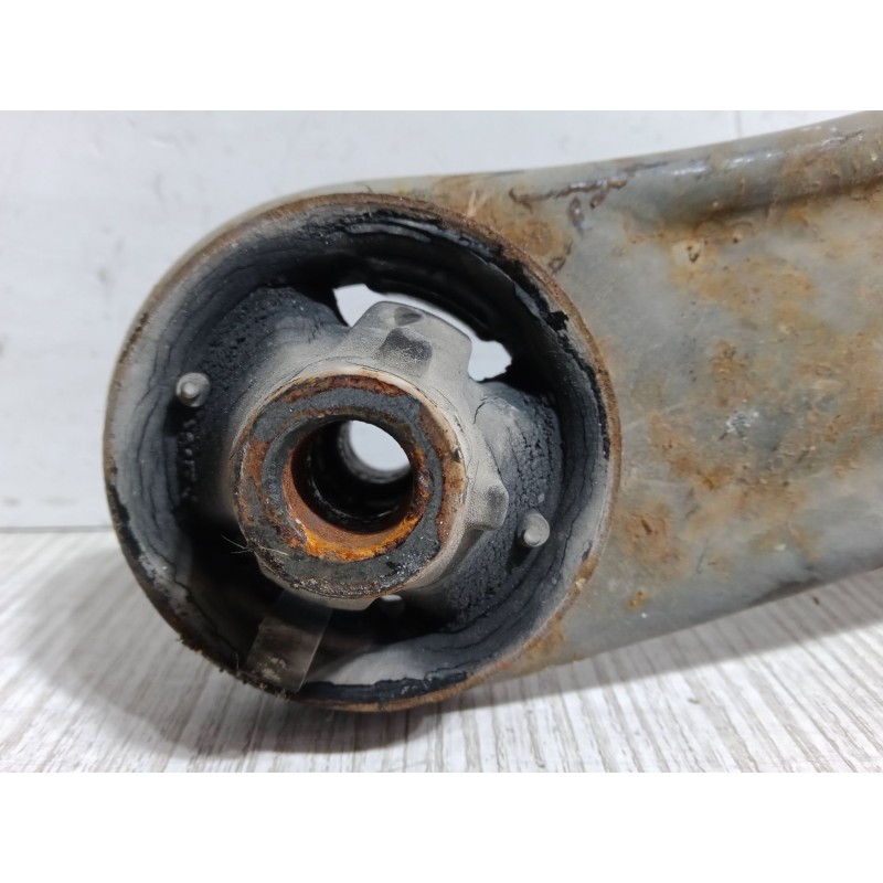 Recambio de brazo suspension inferior delantero izquierdo para toyota yaris (_p1_) 1.3 (ncp10_, scp12_) referencia OEM IAM   