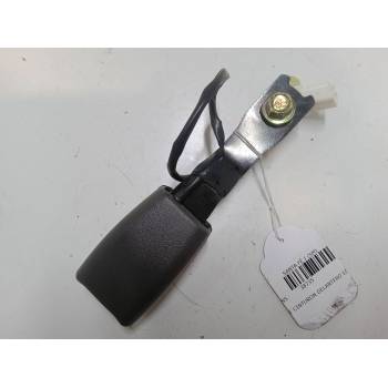ANCLAJE CINTURON DELANTERO IZQUIERDO 