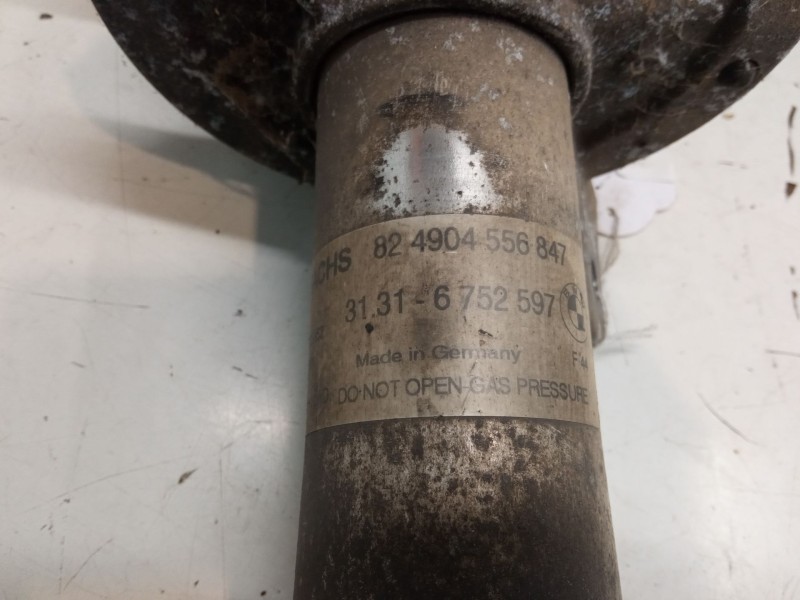 Recambio de amortiguador delantero derecho para bmw 7 (e65, e66, e67) 735 i, li referencia OEM IAM 824904556847  