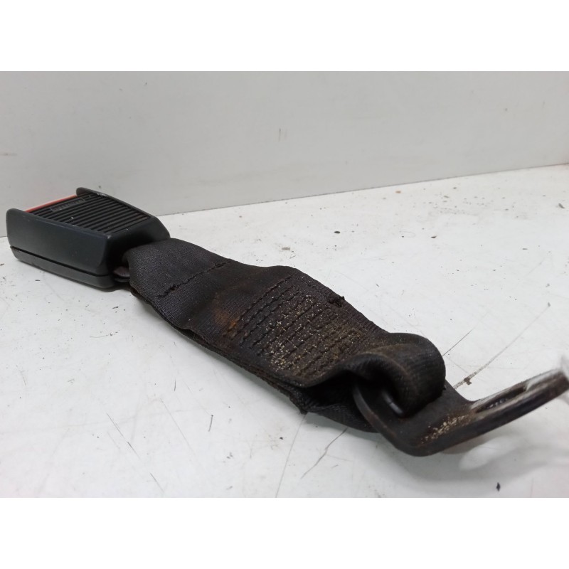 Recambio de anclaje cinturon trasero izquierdo para fiat cinquecento (170_) 0.9 i.e. s (170af, 170cf) referencia OEM IAM   