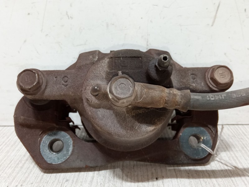 Recambio de pinza freno delantera derecha para toyota yaris (_p1_) 1.3 (ncp10_, scp12_) referencia OEM IAM   