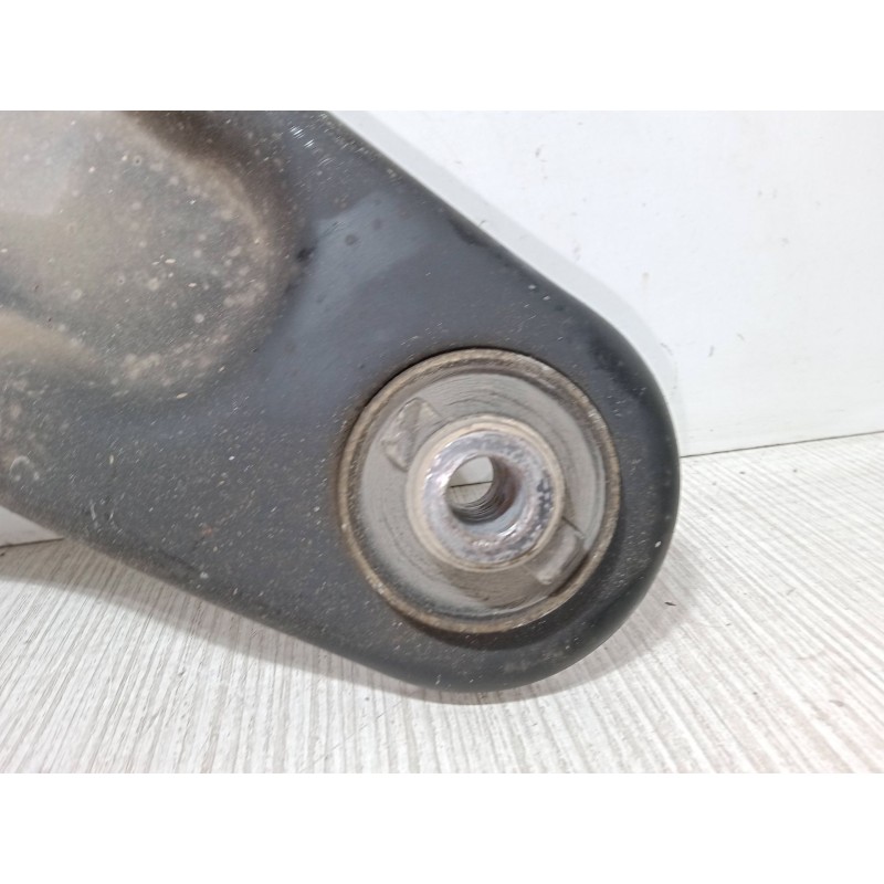 Recambio de brazo suspension inferior delantero izquierdo para peugeot 207/207+ (wa_, wc_) 1.6 hdi referencia OEM IAM   