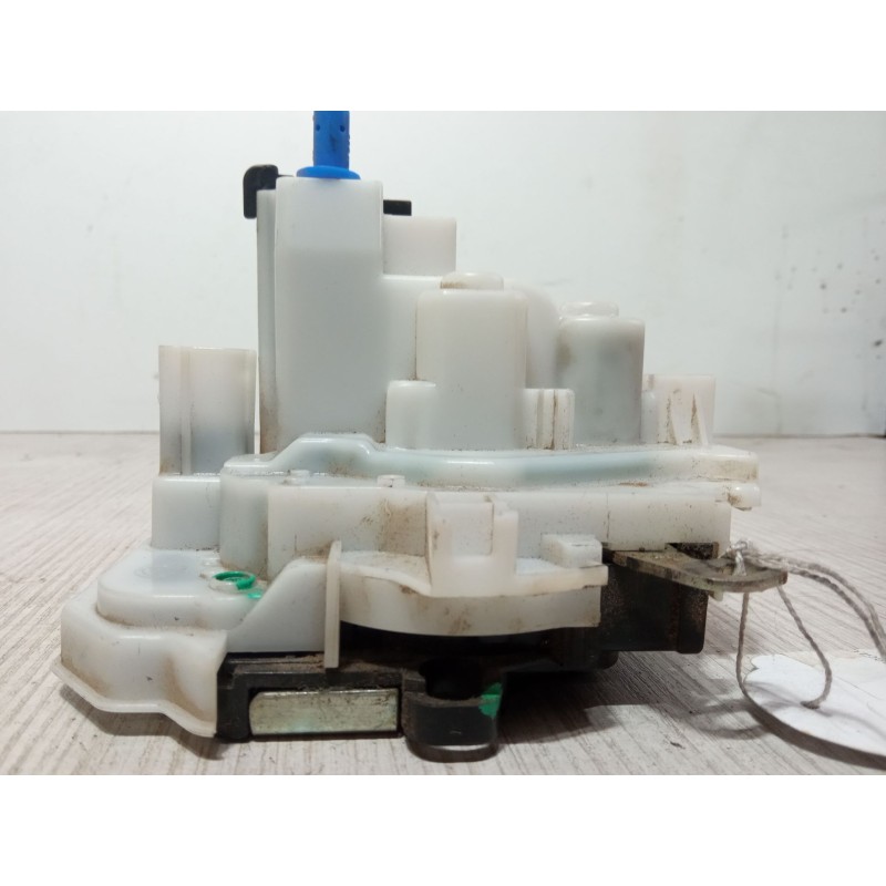 Recambio de cerradura puerta delantera derecha para peugeot bipper tepee 1.4 hdi referencia OEM IAM Z08F28-2ACLTD 1357552080 