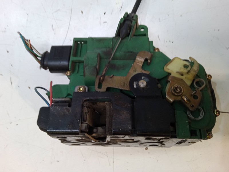Recambio de cerradura puerta delantera izquierda para skoda octavia i (1u2) 1.9 tdi referencia OEM IAM   
